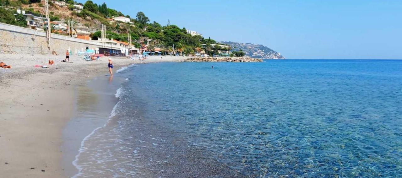 La Gaviota - Bilocale Sul Mare In Arziglia Apartment Bordighera